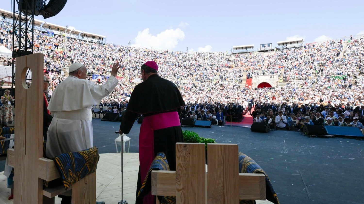 Papa Francisco participa da Arena da Paz em Verona